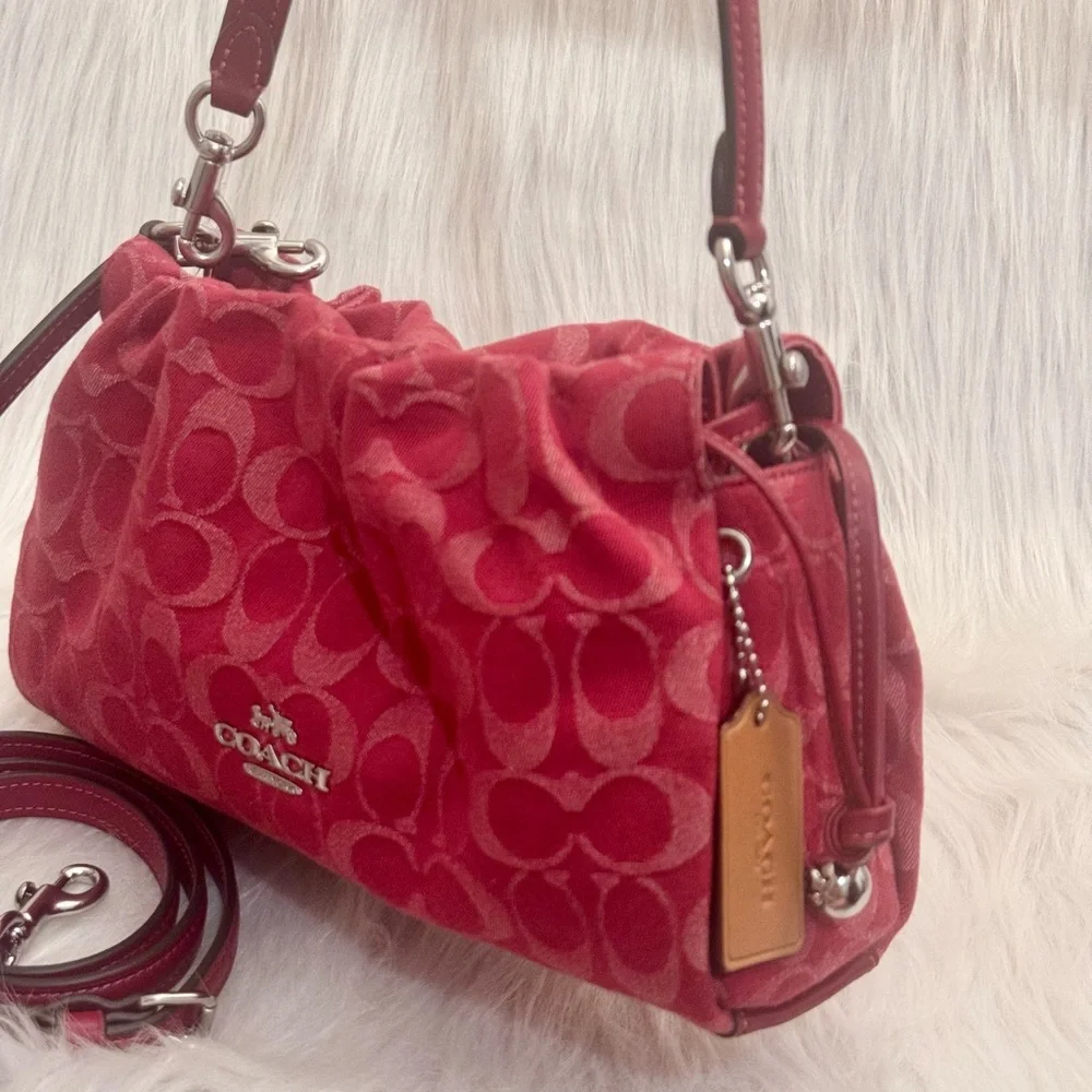 NWT Coach Faye Shoulder Bag In Signature Denim CDB93 denim in Silver/True Red - Picture 5 of 16